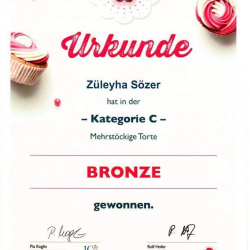 mycake2019_Bronze_Mehrstoeckige-Torte-